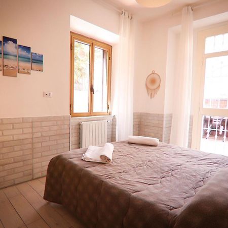 Holidayhouse Ostia - Libeccio Exterior foto
