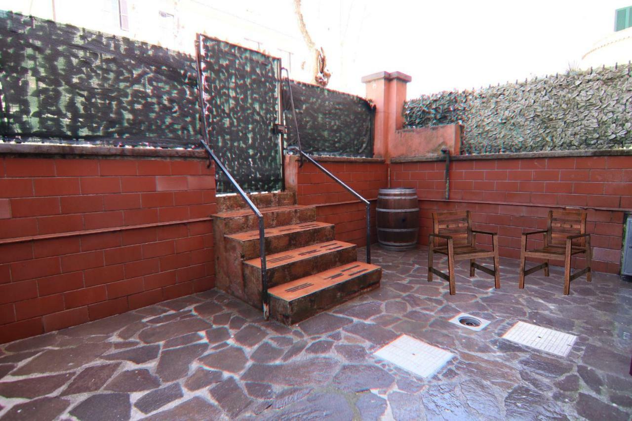 Holidayhouse Ostia - Libeccio Exterior foto